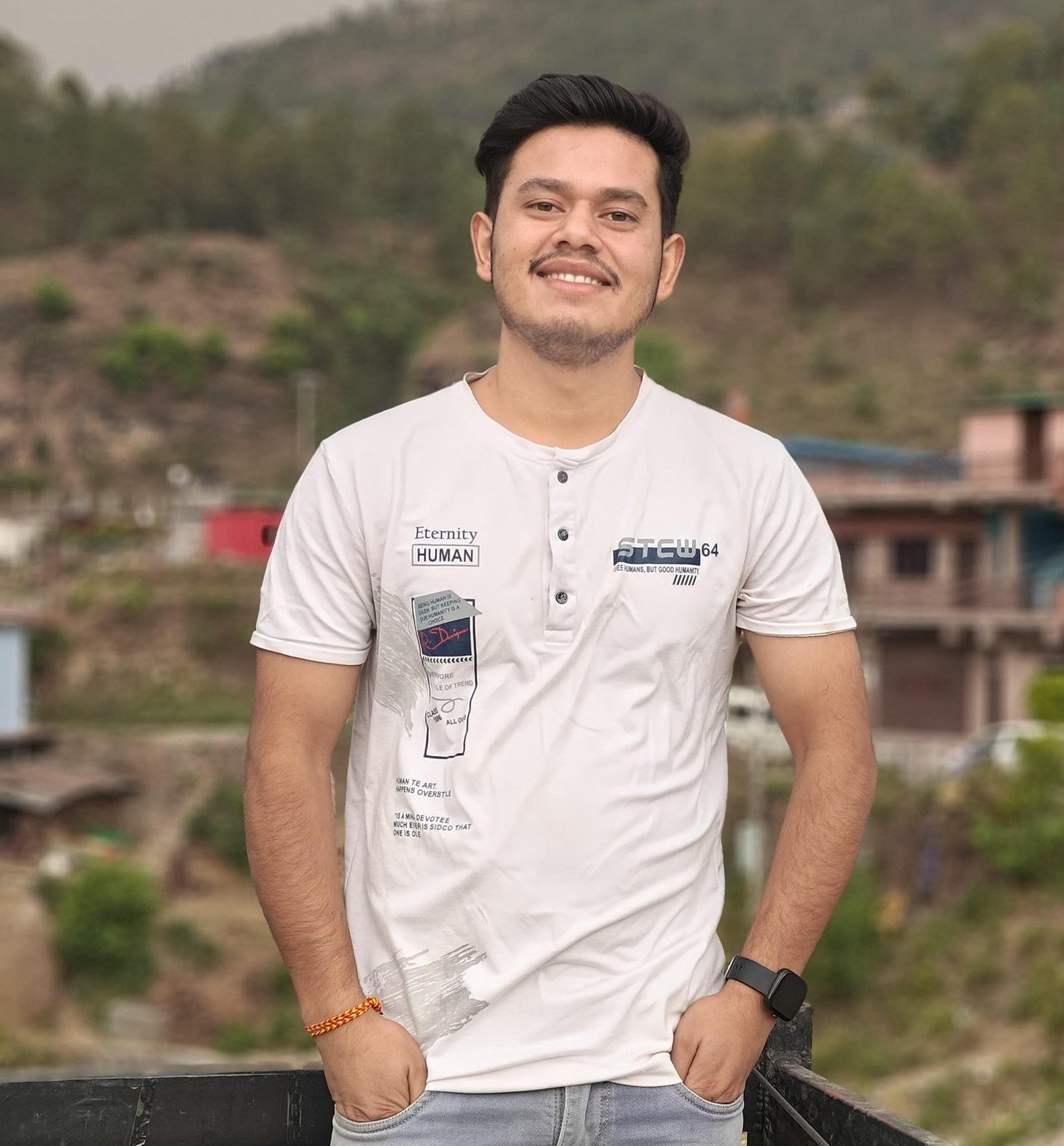 Mr. Vijay Bhatt